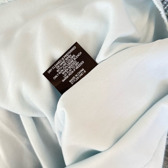 Layered With Love - Elegant Gold Mini Dress Size S - Picture 7 of 9